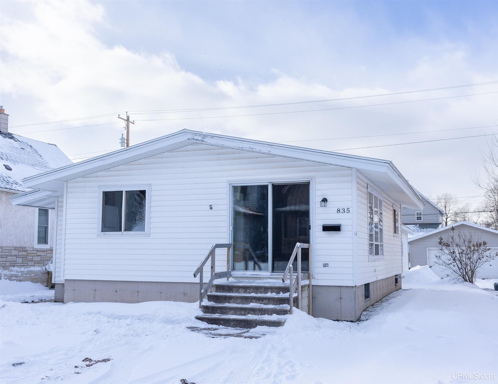 view of front of home