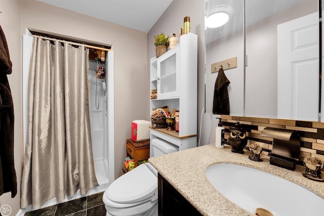 bathroom featuring curtained shower, toilet, decorative backsplash, and vanity