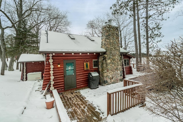 view of front of property