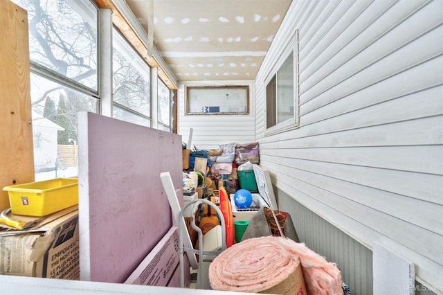 sunroom featuring a healthy amount of sunlight