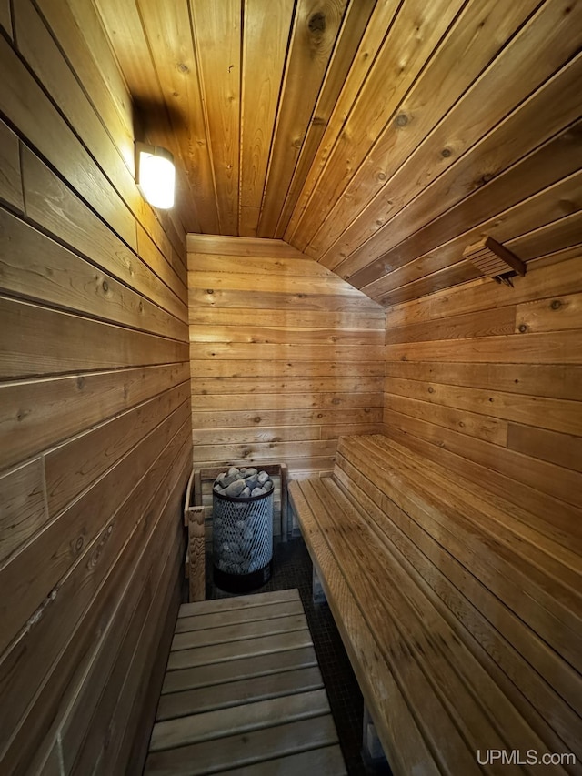 view of sauna / steam room