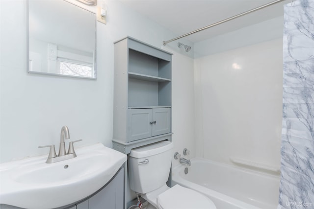 full bathroom featuring sink, shower / bathtub combination with curtain, and toilet