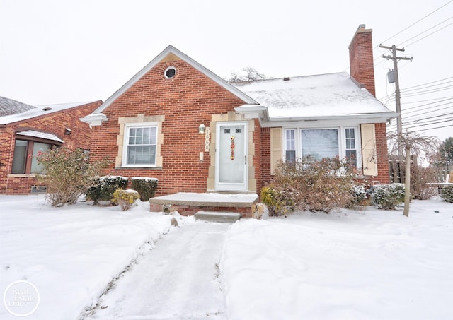 view of front of property