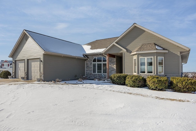 view of front of property featuring a garage