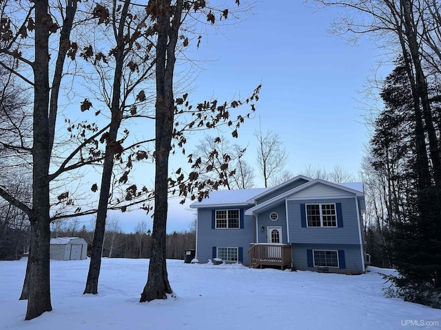 view of front of home