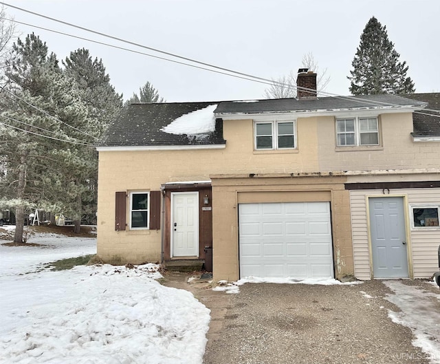 view of front facade with a garage