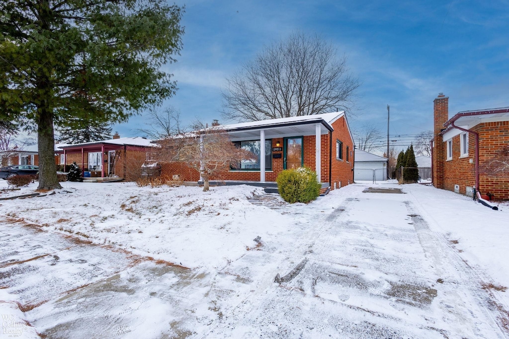 view of front of home