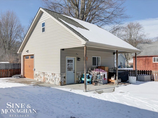 view of front of house featuring a garage