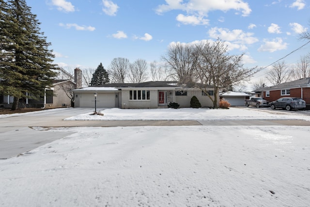 view of front facade with a garage