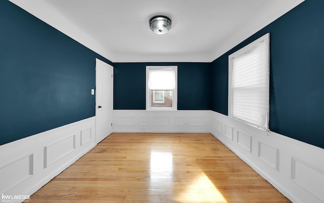 empty room featuring light hardwood / wood-style floors