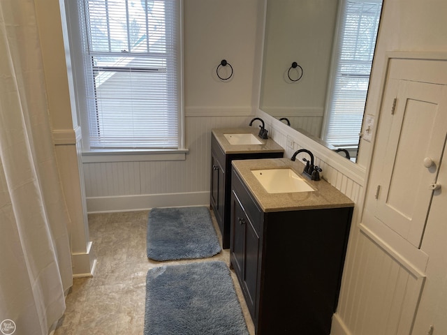 bathroom with vanity