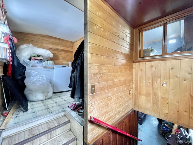 interior space featuring washing machine and clothes dryer