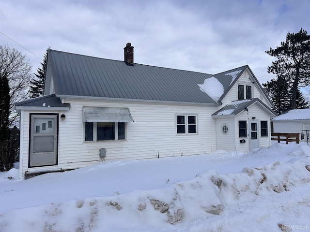 view of front of house