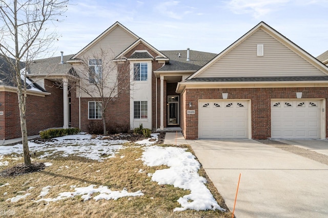 view of front of property featuring a garage