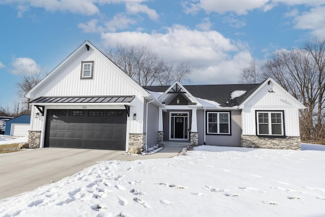 view of modern farmhouse