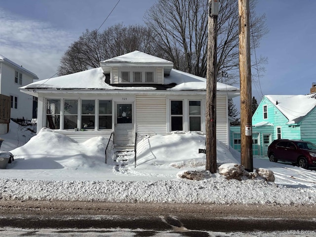 view of front of home