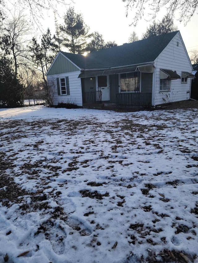 view of front of property with a porch