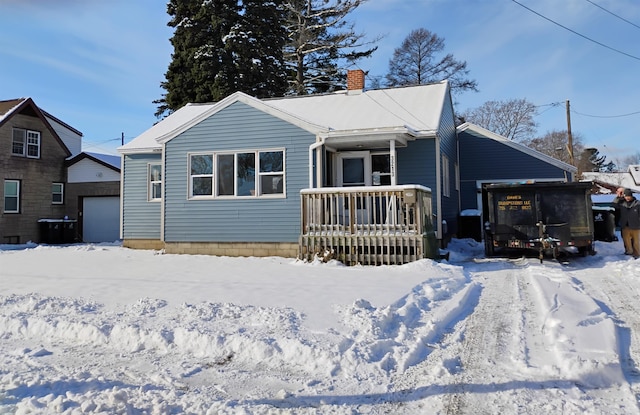 view of front of property