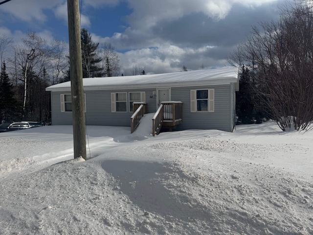 view of manufactured / mobile home