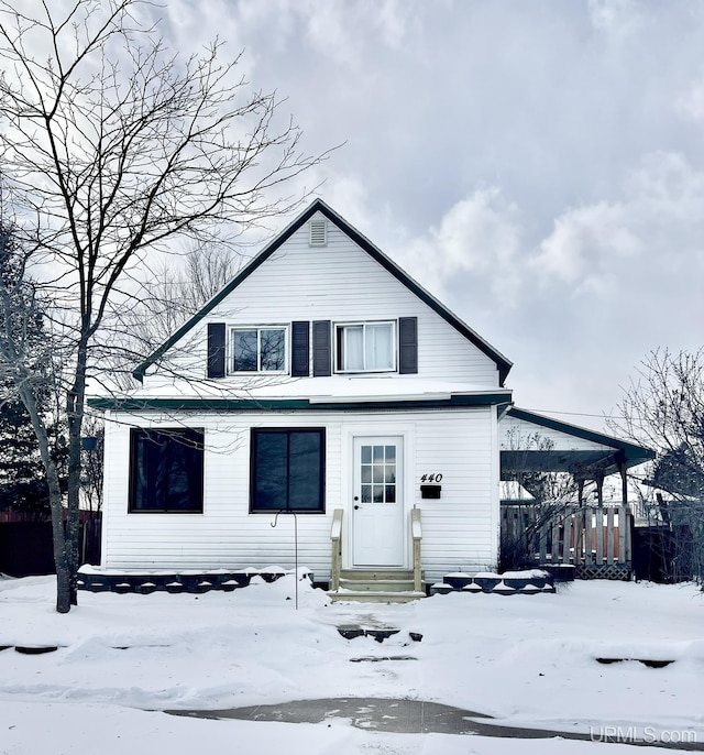 view of front of house