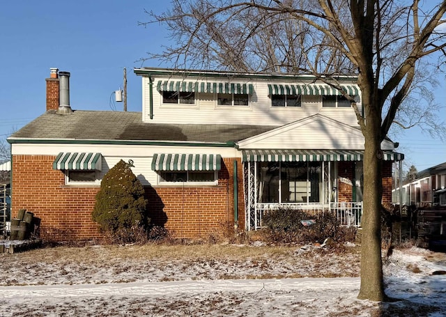 view of front of property