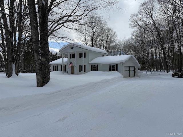 view of front of home featuring a garage