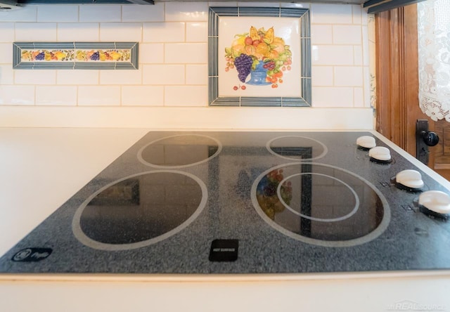 room details featuring stovetop