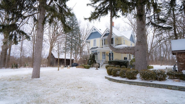 view of front facade featuring a porch