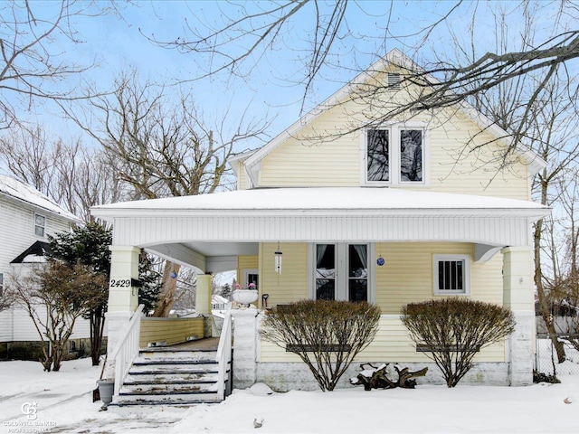 view of front of house featuring a porch