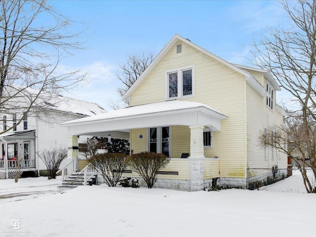 view of front facade with covered porch