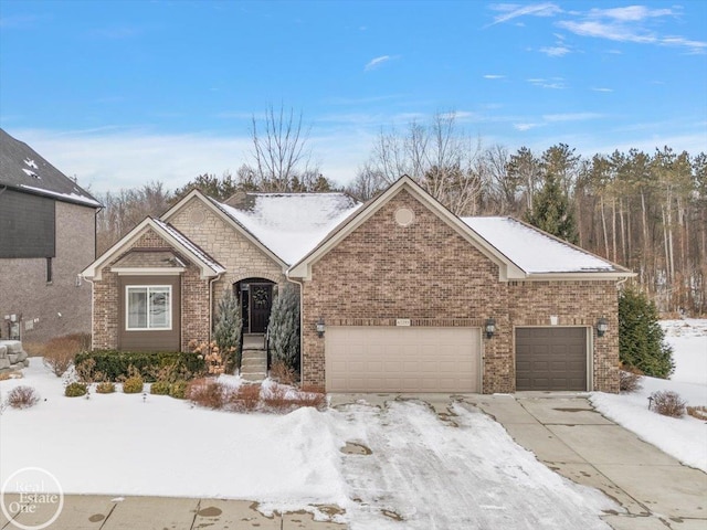 view of front of house featuring a garage