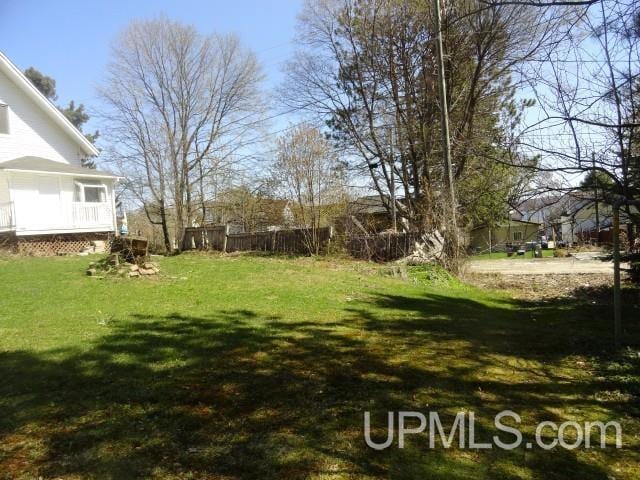 213 Oak St, Munising, MI 49862 - view of grassy yard