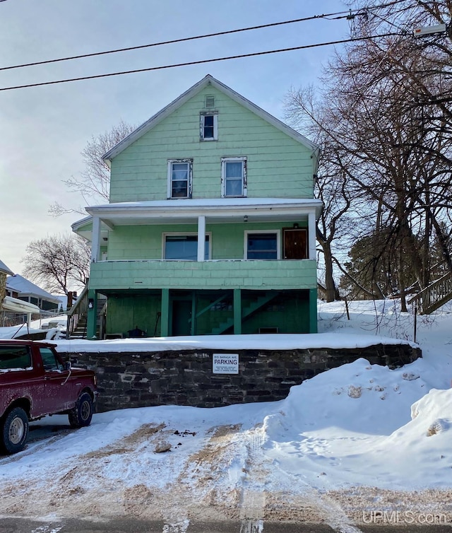 view of front of house