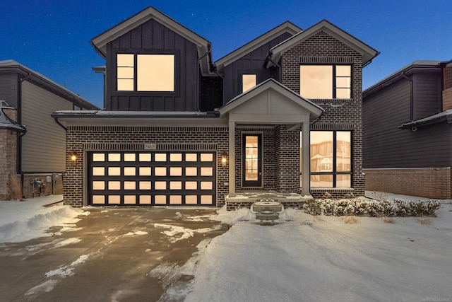 view of front facade with a garage