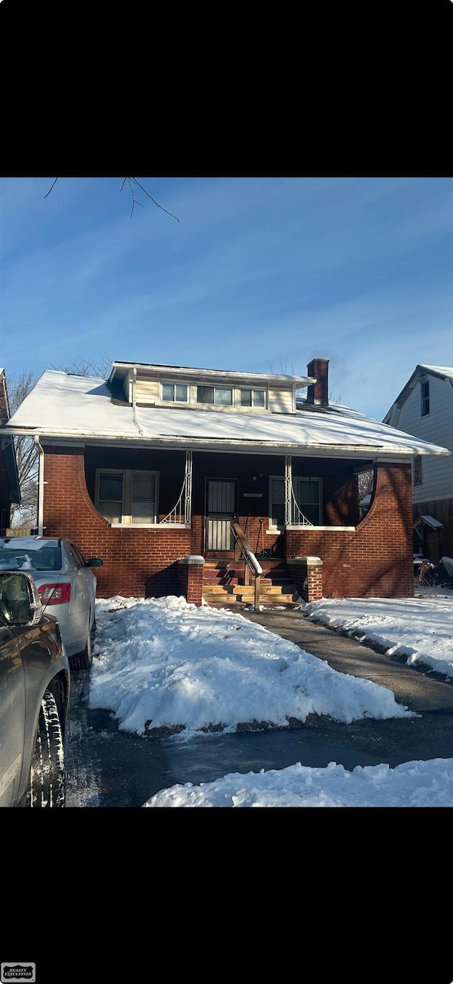 view of front of home featuring a porch