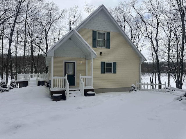 view of front facade