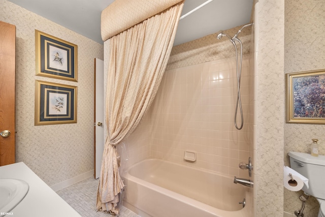 full bathroom featuring vanity, shower / bathtub combination with curtain, tile patterned flooring, and toilet