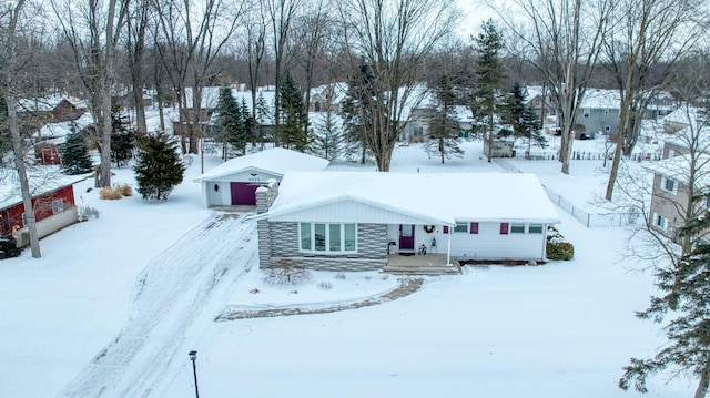 view of front facade featuring a garage