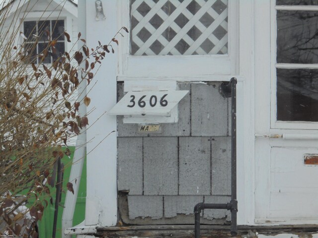 3606 Cadieux Rd, Detroit, MI 48224 - view of exterior details