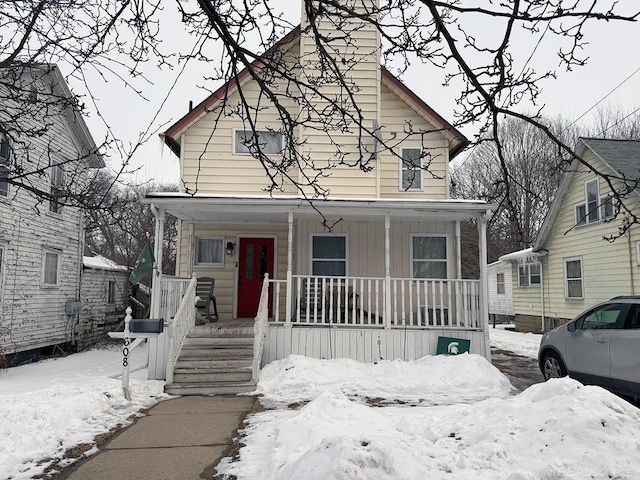 view of front of home featuring a porch