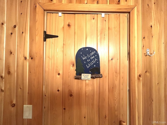 interior details with wooden walls