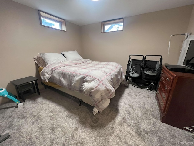 bedroom featuring carpet floors