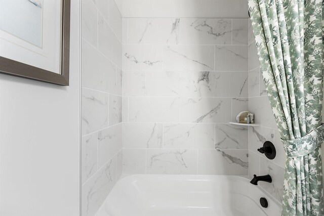 3888 Chatham Pl Unit 99, Brighton, MI 48114 - bathroom featuring shower / bathing tub combination