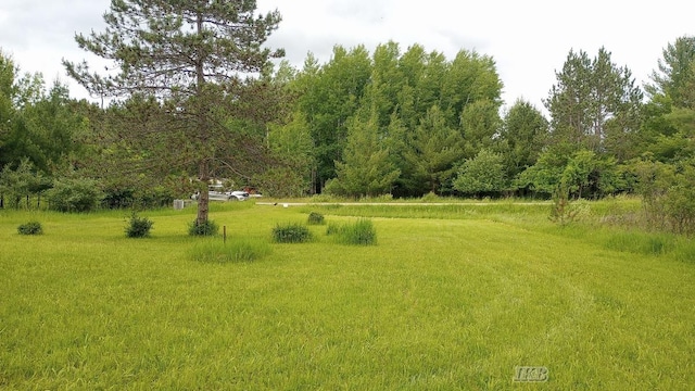 Listing photo 2 for 5403 Knights Way, Gladwin MI 48624