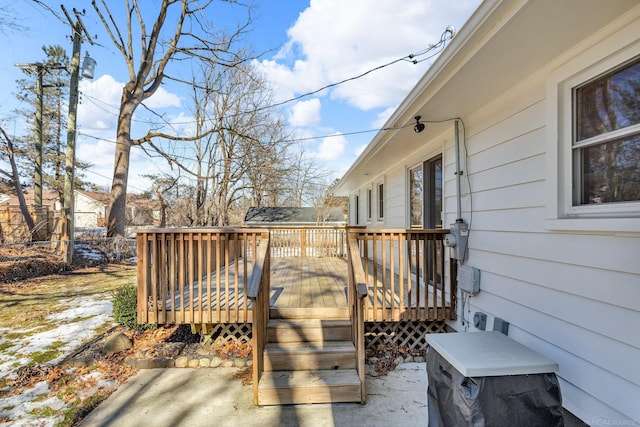 deck featuring fence