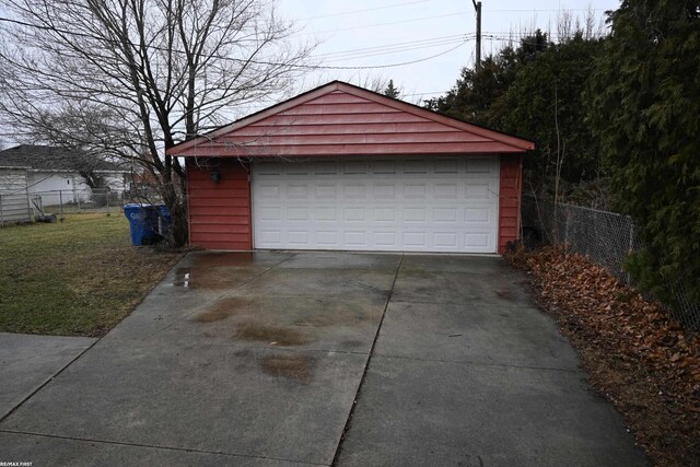 detached garage with fence