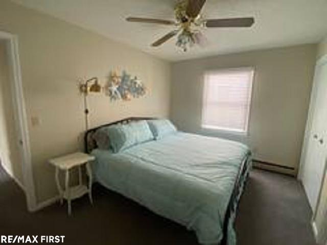 bedroom with a ceiling fan