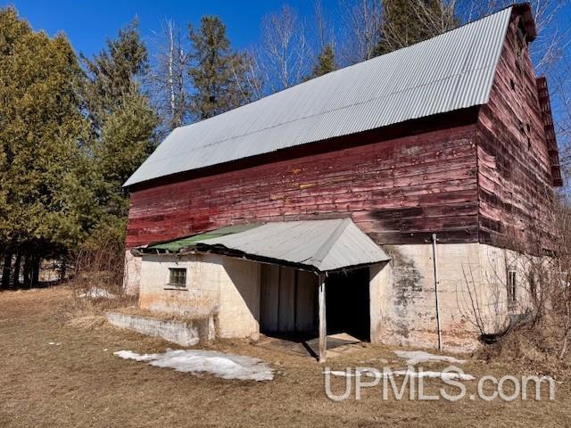 view of barn