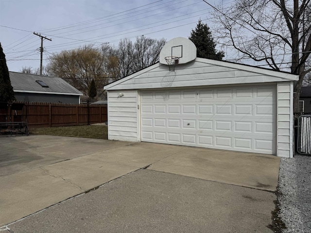 detached garage with fence