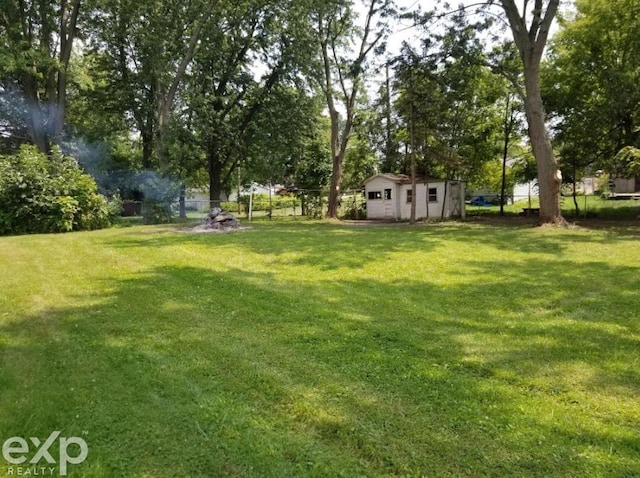 Listing photo 2 for 181 S Elba Rd, Lapeer MI 48446